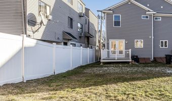92 Lincoln Ave, Bridgeport, CT 06606