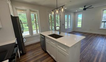 216 15th St, Apalachicola, FL 32320