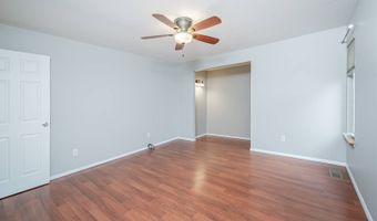 357 Novara Dr, Ballwin, MO 63021