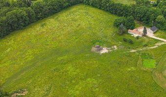34 Cricket Ln, Sebago, ME 04029