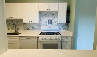 1217 S Old Wilke Rd 11-406, Arlington Heights, IL 60005