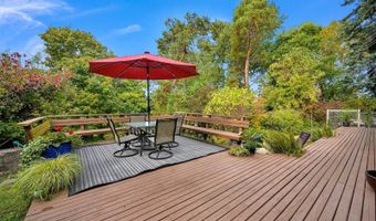 2412 W North St, Bellingham, WA 98225