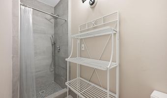 1419 WISCONSIN Ave NW 3, Washington, DC 20007