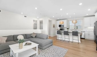 10443 Newbliss Way, San Diego, CA 92126
