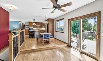 441 Walnut Ln, Apple Valley, MN 55124