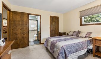 1520 Elkhorn Dr, Arlington, NE 68002