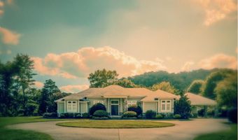 87 Ball Park St, Allen, KY 41601