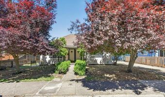457 C St, Ashland, OR 97520