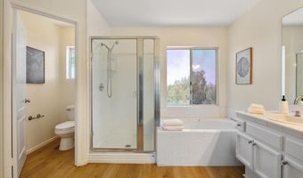 949 Masters Dr, Oceanside, CA 92057