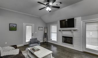 730 Sawgrass Lakes Dr, Brandon, MS 39042