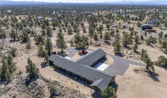 25480 Bachelor Ln, Bend, OR 97701