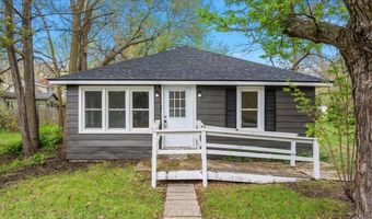 47 Wayne St, Allegan, MI 49010