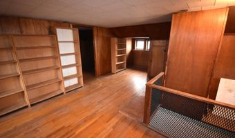 419 LOCUST Ave, Burlington, NJ 08016
