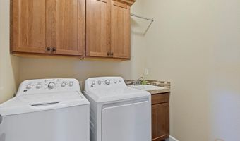 12708 ASPENWOOD Ln, Oregon City, OR 97045