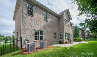 6615 Springs Mill Rd, Charlotte, NC 28277