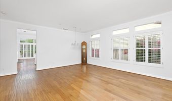 2314 Fallbrook Pl, Escondido, CA 92027
