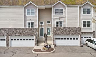 68 Stetson Pl 68, Danbury, CT 06811