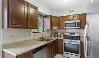 192 Clubhouse Dr, Middletown, NJ 07748