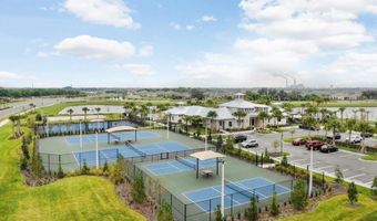 6321 CAMINO Dr, Apollo Beach, FL 33572