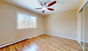 10 Monika Ln 10, Brookfield, CT 06804