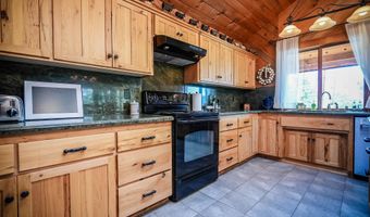 12661 E Langell Valley Rd, Bonanza, OR 97623