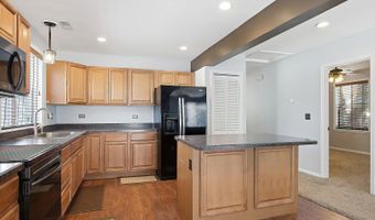 39450 N Circle Ave, Antioch, IL 60002
