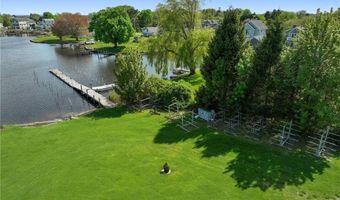 44 Kilburn St, Charlestown, RI 02813