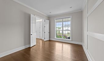 228 Cloverdale Rd, Apex, NC 27523