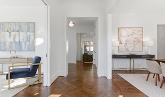 7705 HOLIDAY Ter, Bethesda, MD 20817
