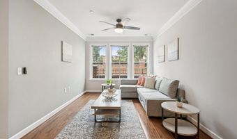 2101 MONROE N 107, Arlington, VA 22207