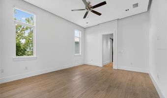 5718 TYBEE ISLAND Dr, Apollo Beach, FL 33572