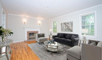 14 Birch Hill Rd, Albany, NY 12211