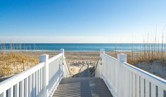 302 Glenn St, Atlantic Beach, NC 28512