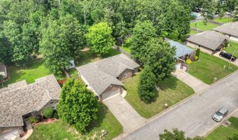 1027 Nickolas St, Aurora, MO 65605