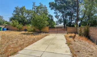 186 Santa Rita Pl, Banning, CA 92220