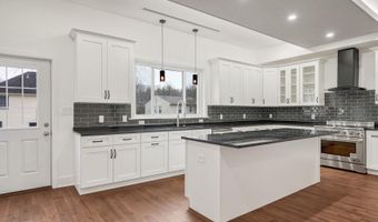 4917 ERIE St, Annandale, VA 22003