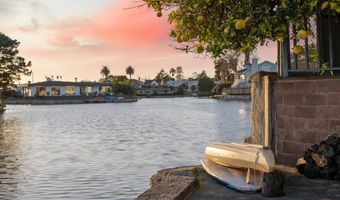 2000 CLINTON Ave, Alameda, CA 94501