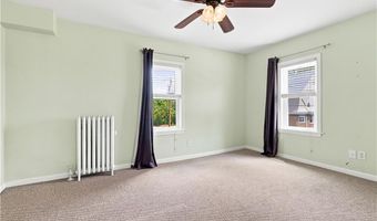 82 Dyer Ave, East Providence, RI 02915