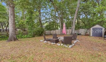 16 Sherwood Ln, Beaufort, SC 29907