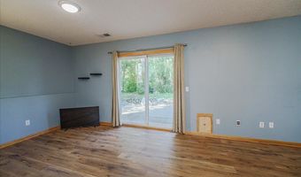 13638 Hidden Creek Dr, Andover, MN 55304