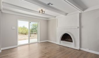 7525 W Lake Erie Dr, Casa Grande, AZ 85194