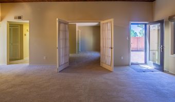 2943 Plaza Blanca, Santa Fe, NM 87507