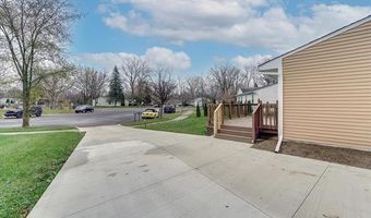 2148 Champagne Dr, Ann Arbor, MI 48108