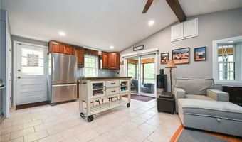 325 Lake Dr, Glocester, RI 02814