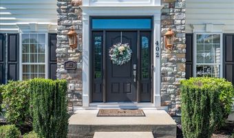 402 DERRYTOWN Dr, Bear, DE 19701