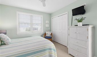 18 STARFISH Dr, Narragansett, RI 02882
