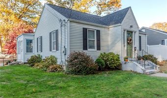 122 New Rd, East Providence, RI 02916