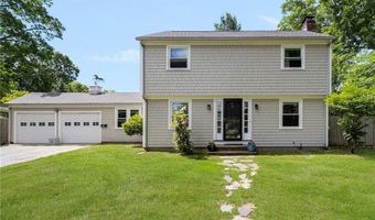 34 Terrace Dr, East Greenwich, RI 02818