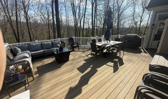 4 Maple Grove Way, Athens, OH 45701