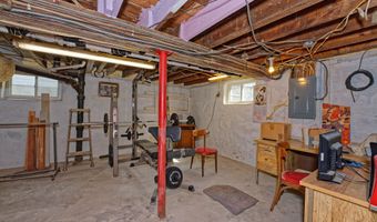 22 Lawnridge Ave, Albany, NY 12208